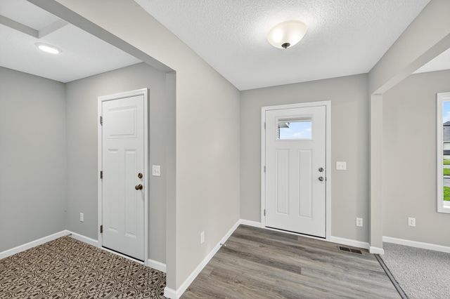 915 Yellowcrest Street SW, Delano, MN 55328