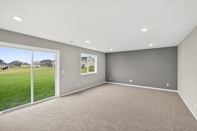 915 Yellowcrest Street SW, Delano, MN 55328