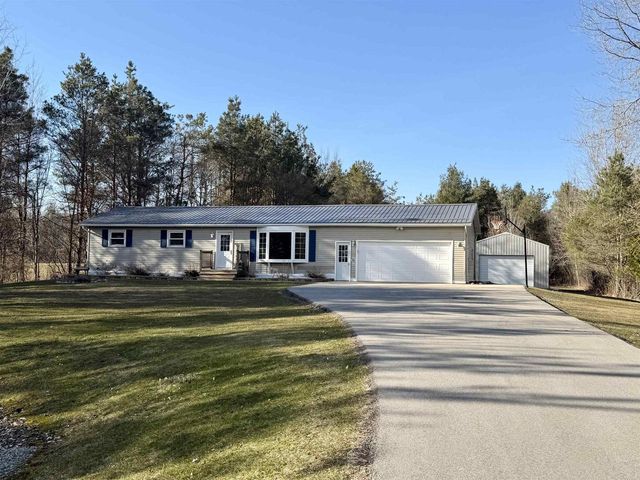 6634 LOWER ROAD, Sobieski, WI 54171