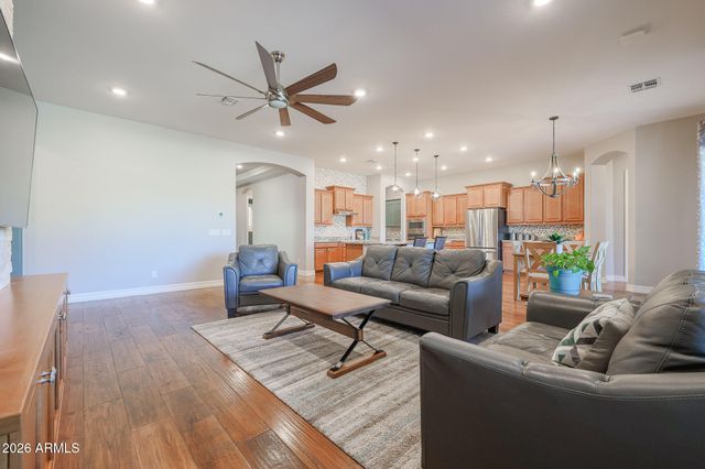 18282 W INDIGO BRUSH Road, Goodyear, AZ 85338