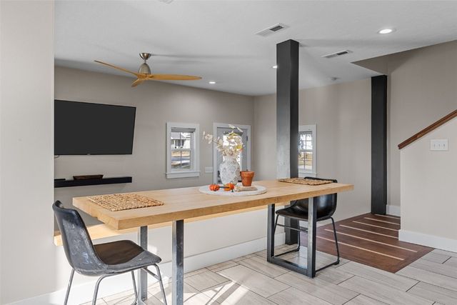 155 N Front, North Liberty, IA 52317