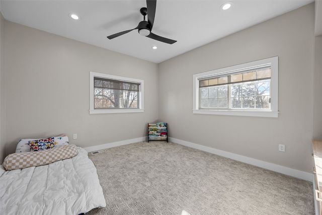 155 N Front, North Liberty, IA 52317