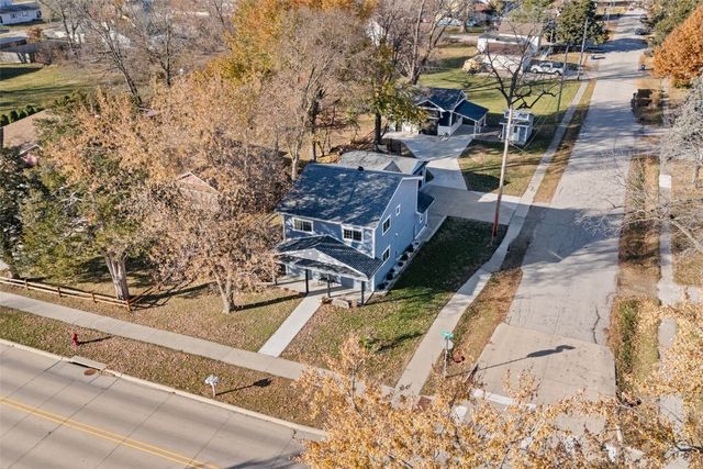 155 N Front, North Liberty, IA 52317