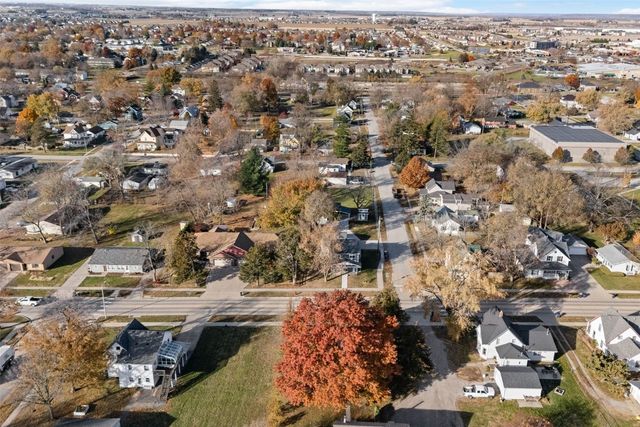 155 N Front, North Liberty, IA 52317