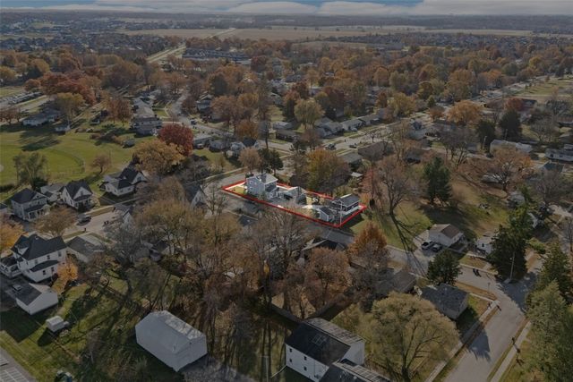 155 N Front, North Liberty, IA 52317