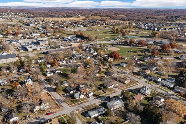 155 N Front, North Liberty, IA 52317