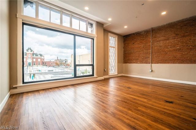 3800 Euclid Avenue 109, Cleveland, OH 44115