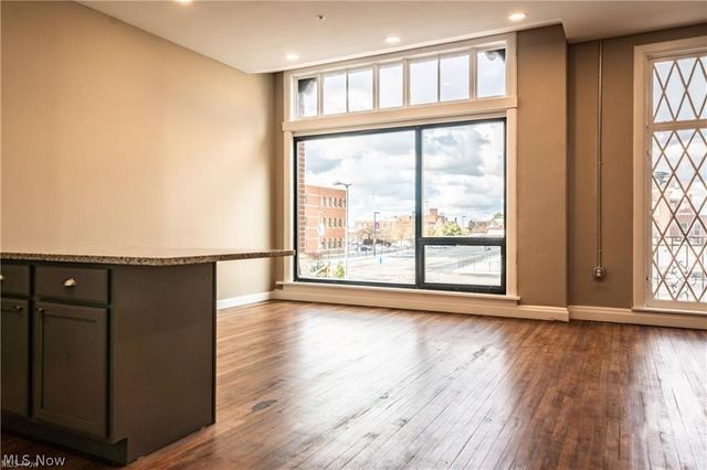 3800 Euclid Avenue 109, Cleveland, OH 44115