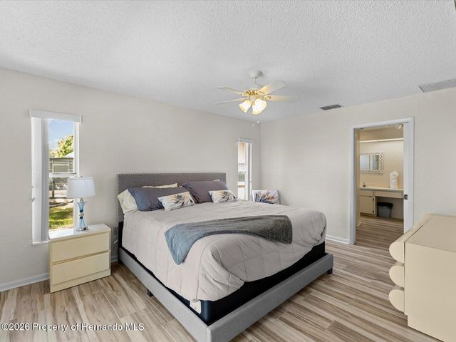 8052 Spring Hill Drive, Spring Hill, FL 34606