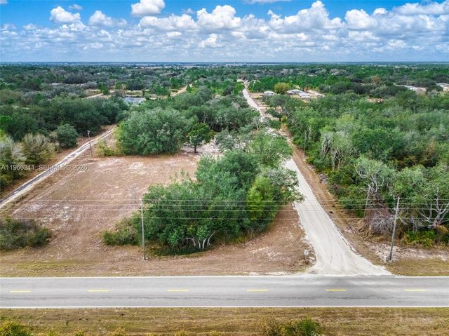 2713 W Hasbrouck Road, Avon Park, FL 33825