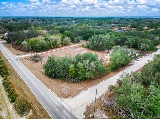 2713 W Hasbrouck Road, Avon Park, FL 33825