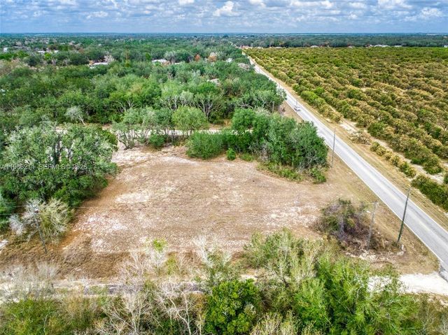 2713 W Hasbrouck Road, Avon Park, FL 33825