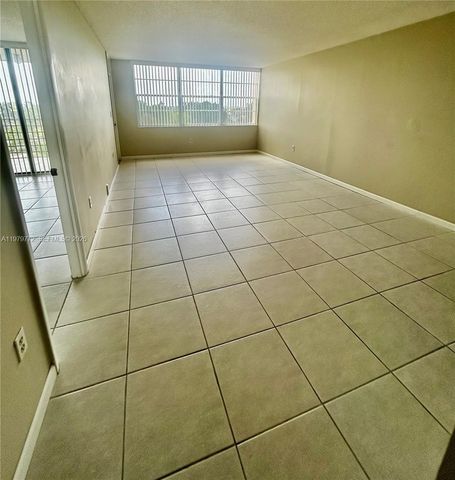 1200 Saint Charles Pl 606, Pembroke Pines, FL 33026
