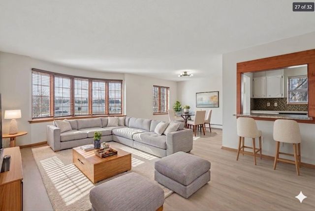 4516 Highway 7 1, Saint Louis Park, MN 55416