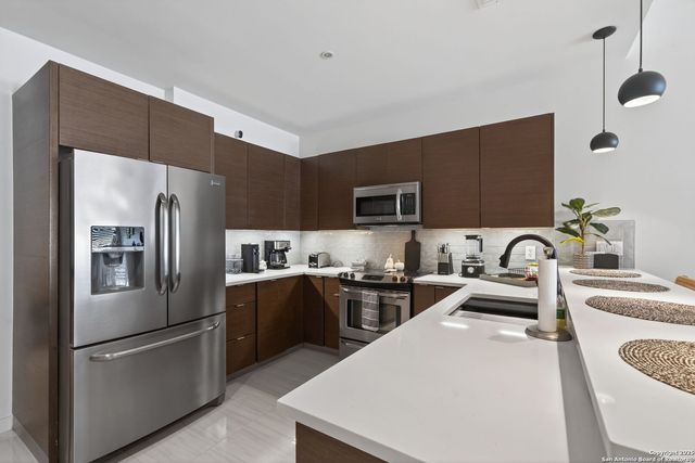 17902 La Cantera Pkwy Unit 104, San Antonio, TX 78257