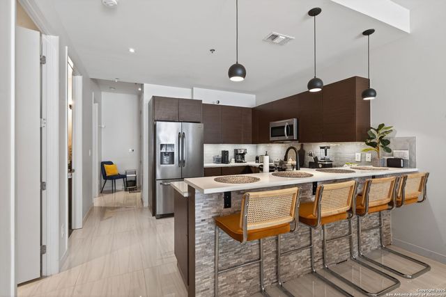 17902 La Cantera Pkwy Unit 104, San Antonio, TX 78257