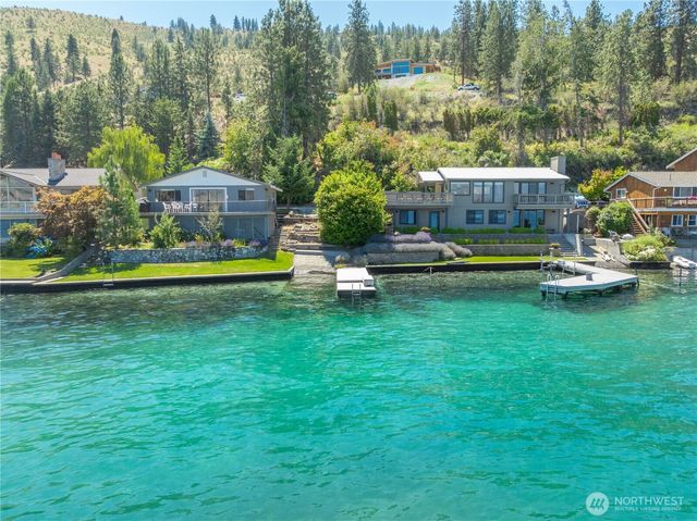 3132 S Lakeshore Road, Chelan, WA 98816
