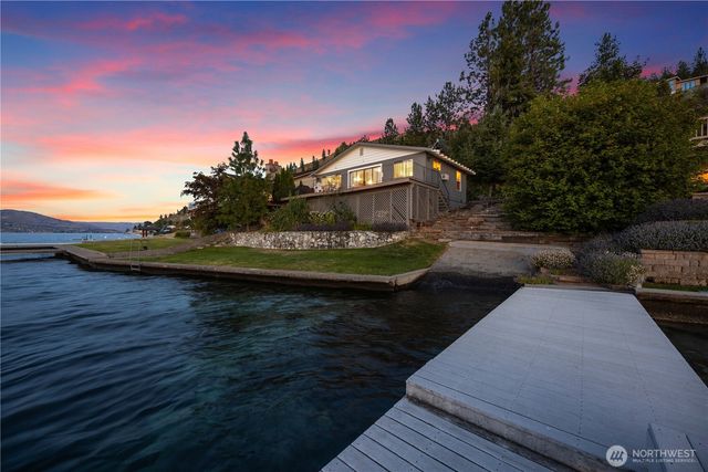 3132 S Lakeshore Road, Chelan, WA 98816