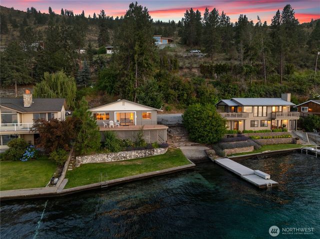 3132 S Lakeshore Road, Chelan, WA 98816