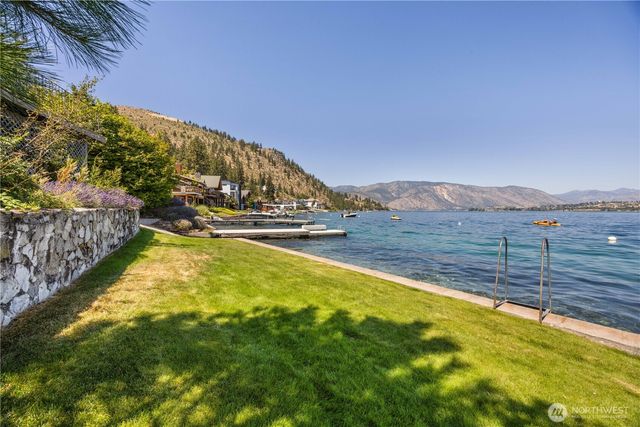 3132 S Lakeshore Road, Chelan, WA 98816