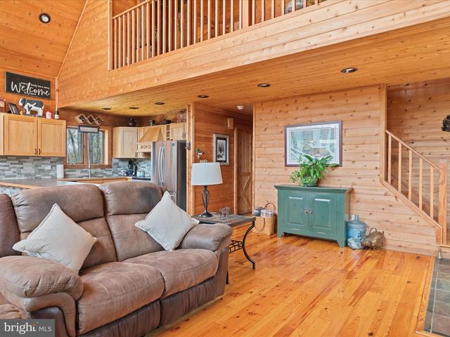251 HEATHER HILL LN, Winchester, VA 22603