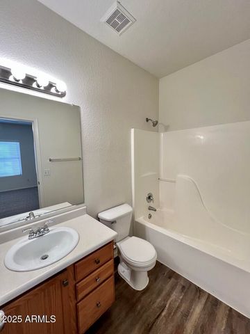 8216 E ONZA Avenue, Mesa, AZ 85212