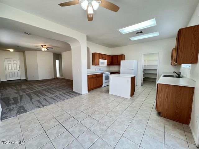 8216 E ONZA Avenue, Mesa, AZ 85212