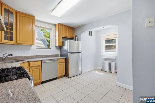 80 Joyce Road, Tenafly, NJ 07670