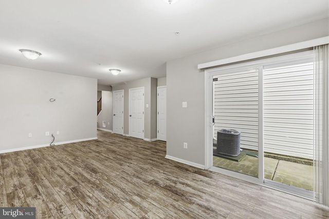 8441 STANSBURY LAKE DR, Baltimore, MD 21222