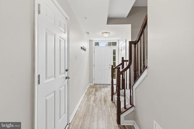 8441 STANSBURY LAKE DR, Baltimore, MD 21222