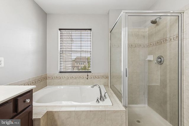 8441 STANSBURY LAKE DR, Baltimore, MD 21222