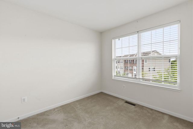 8441 STANSBURY LAKE DR, Baltimore, MD 21222