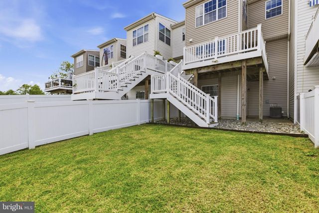 8441 STANSBURY LAKE DR, Baltimore, MD 21222