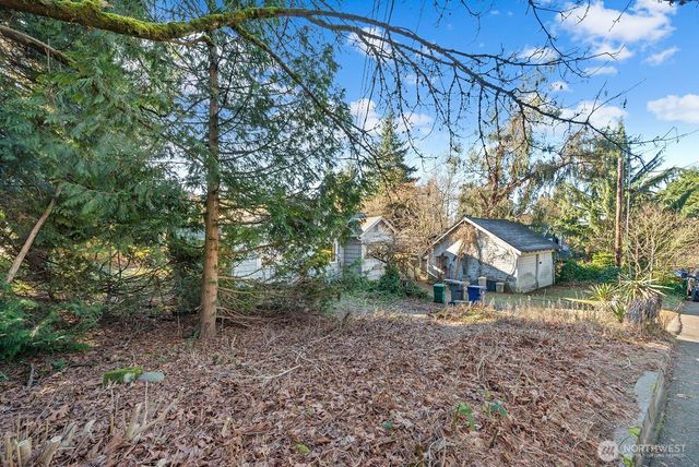 5721 108th Avenue NE, Kirkland, WA 98033