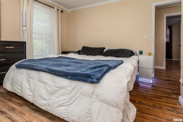 701 E CAMPUS Drive, Carbondale, IL 62901