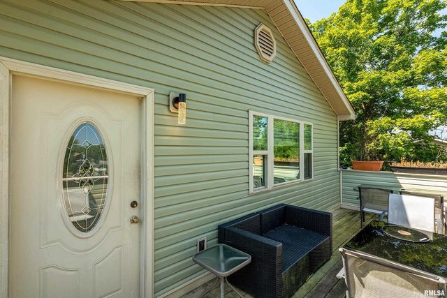 701 E CAMPUS Drive, Carbondale, IL 62901