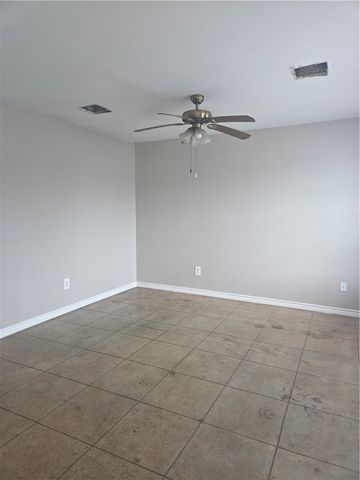 3001 Lewis St C, Corpus Christi, TX 78404