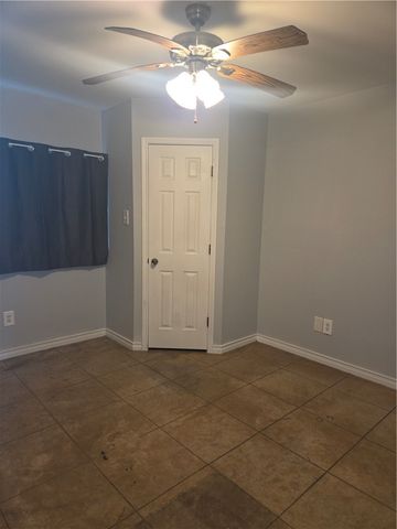 3001 Lewis St C, Corpus Christi, TX 78404