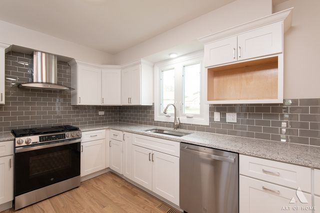 11734 Ballinary Court, Orland Park, IL 60467