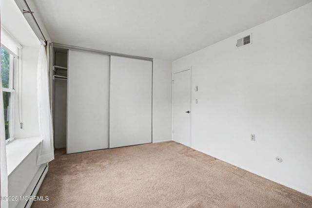 943 Liverpool Circle B, Manchester, NJ 08759