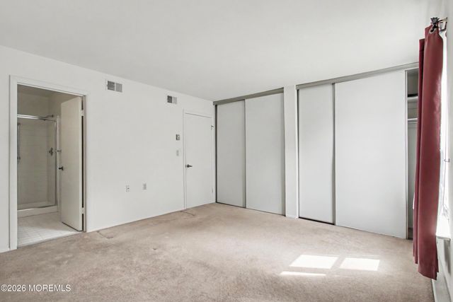 943 Liverpool Circle B, Manchester, NJ 08759