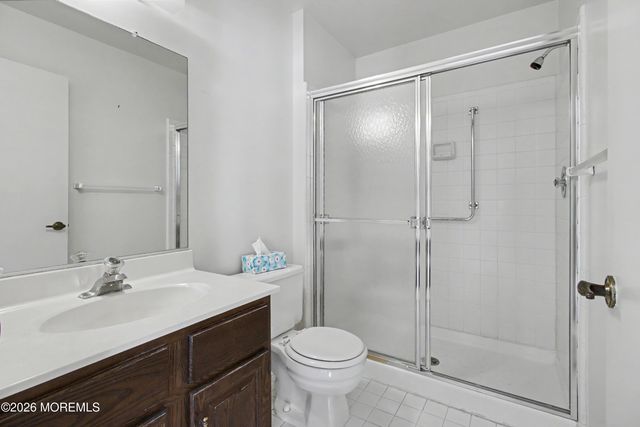 943 Liverpool Circle B, Manchester, NJ 08759