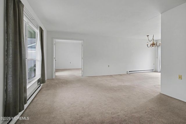 943 Liverpool Circle B, Manchester, NJ 08759