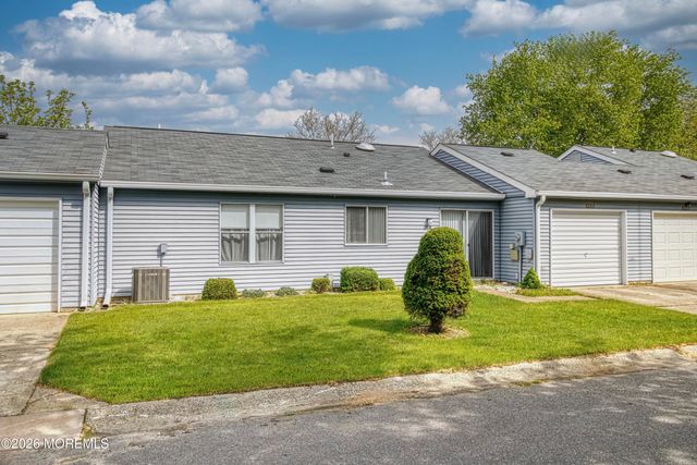 943 Liverpool Circle B, Manchester, NJ 08759