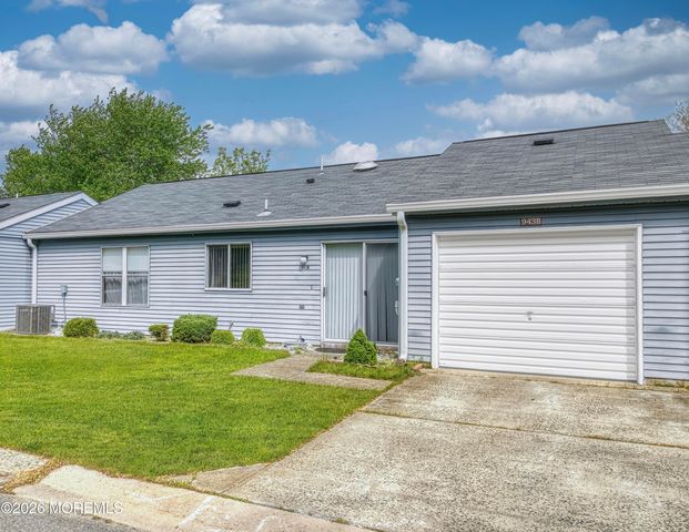 943 Liverpool Circle B, Manchester, NJ 08759