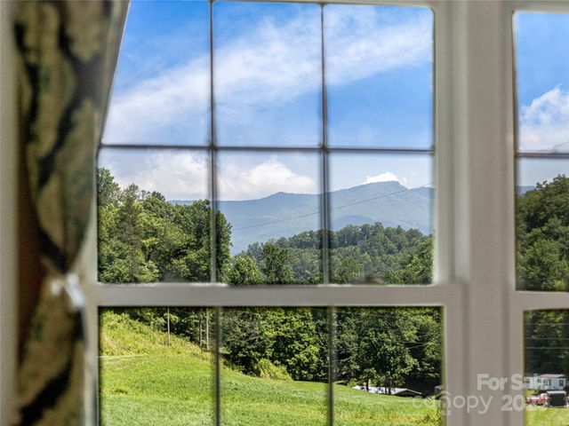 471 Claude Cook Road, Sylva, NC 28779