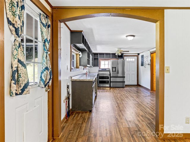 471 Claude Cook Road, Sylva, NC 28779