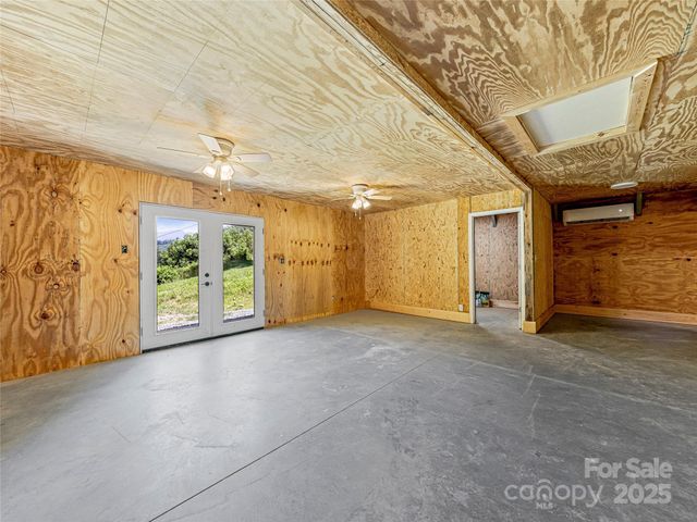 471 Claude Cook Road, Sylva, NC 28779