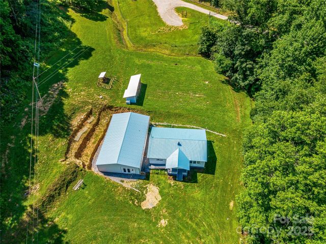 471 Claude Cook Road, Sylva, NC 28779