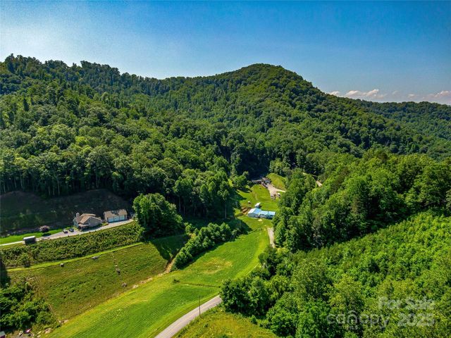 471 Claude Cook Road, Sylva, NC 28779